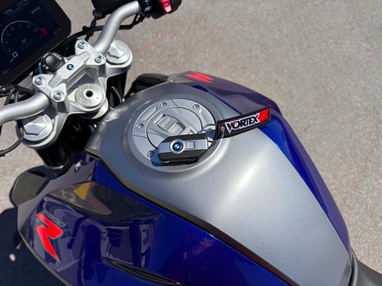 BMW F 900 R  2021