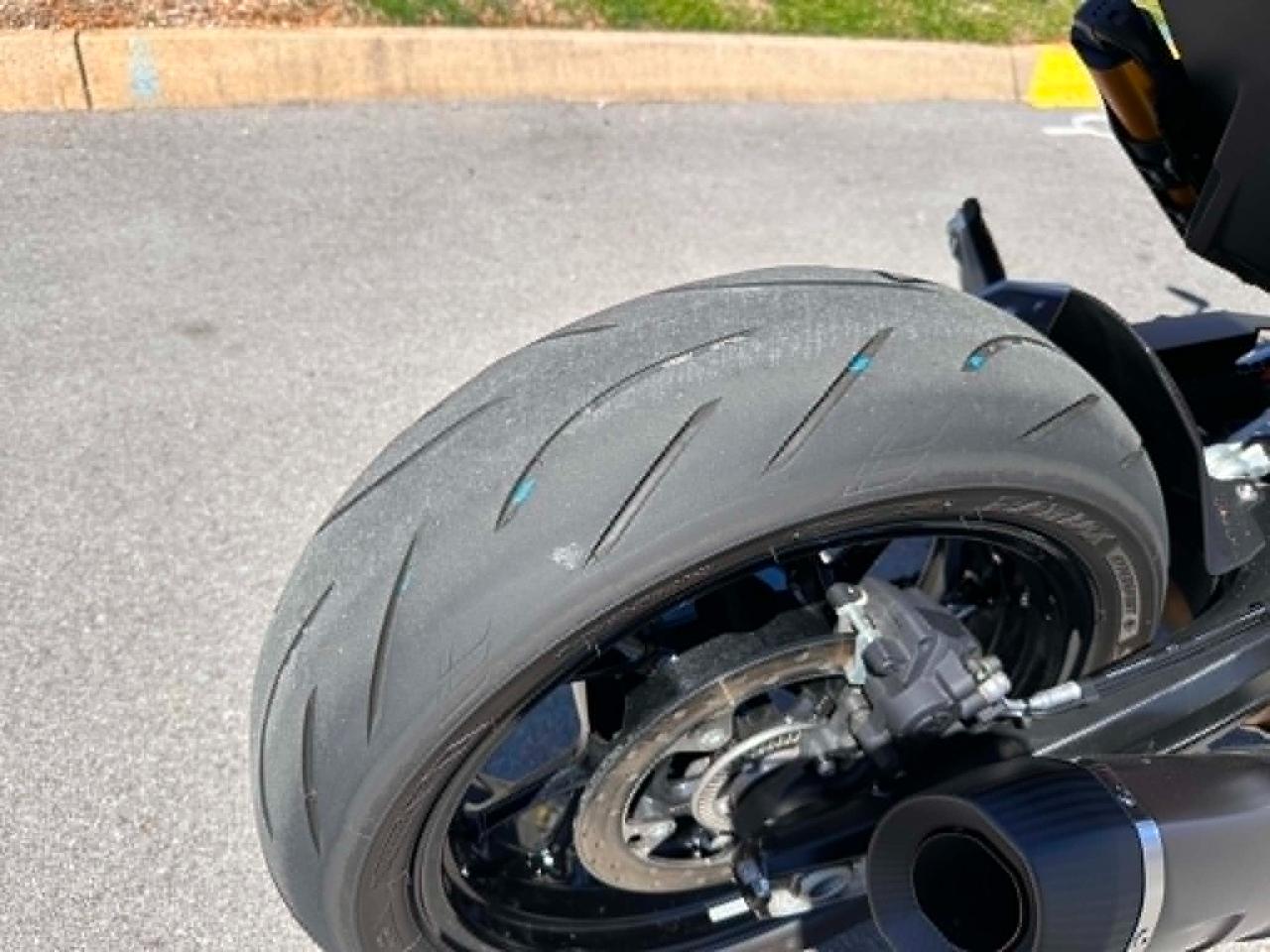 BMW F 900 R  2021