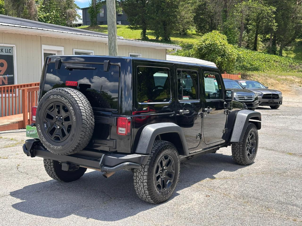 Jeep Wrangler Unlimited Sahara 4WD 2013