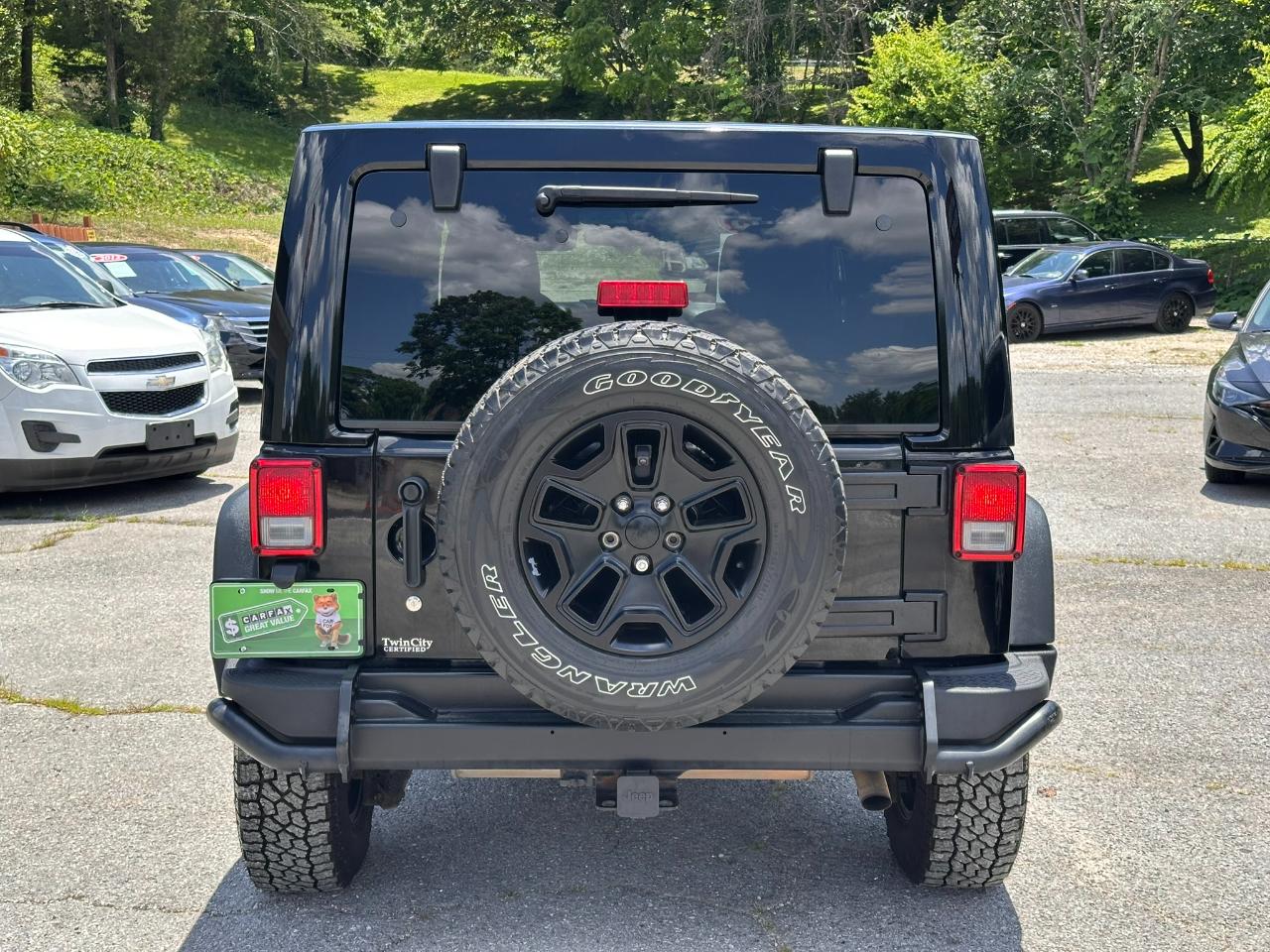Jeep Wrangler Unlimited Sahara 4WD 2013