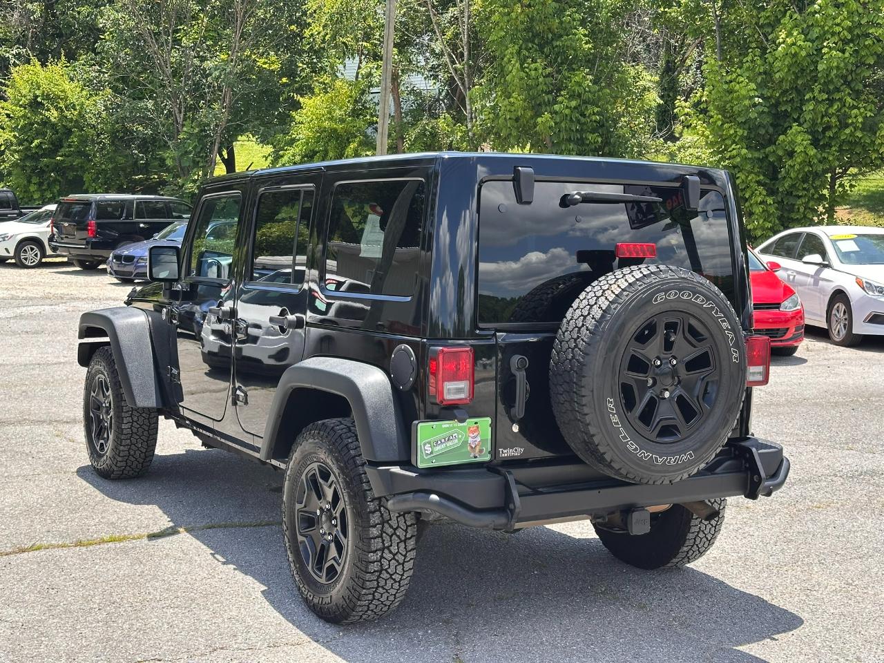Jeep Wrangler Unlimited Sahara 4WD 2013