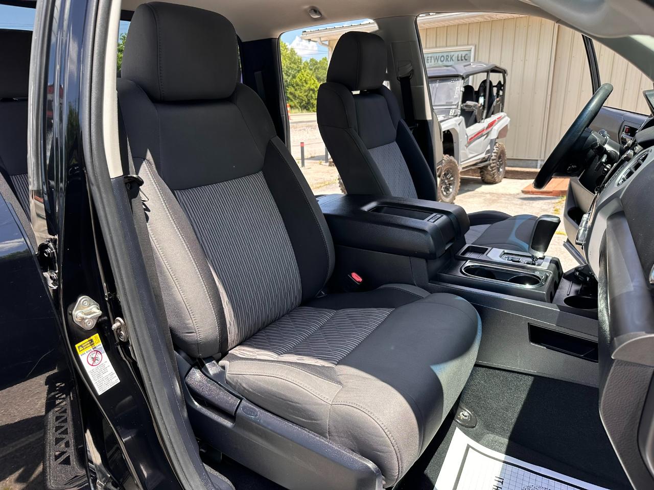 Toyota Tundra SR5 5.7L V8 Double Cab 4WD 2014