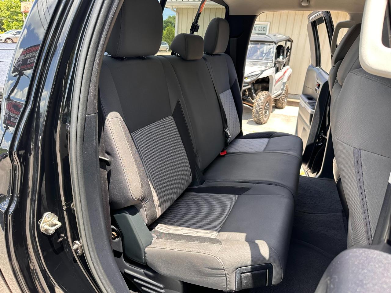 Toyota Tundra SR5 5.7L V8 Double Cab 4WD 2014