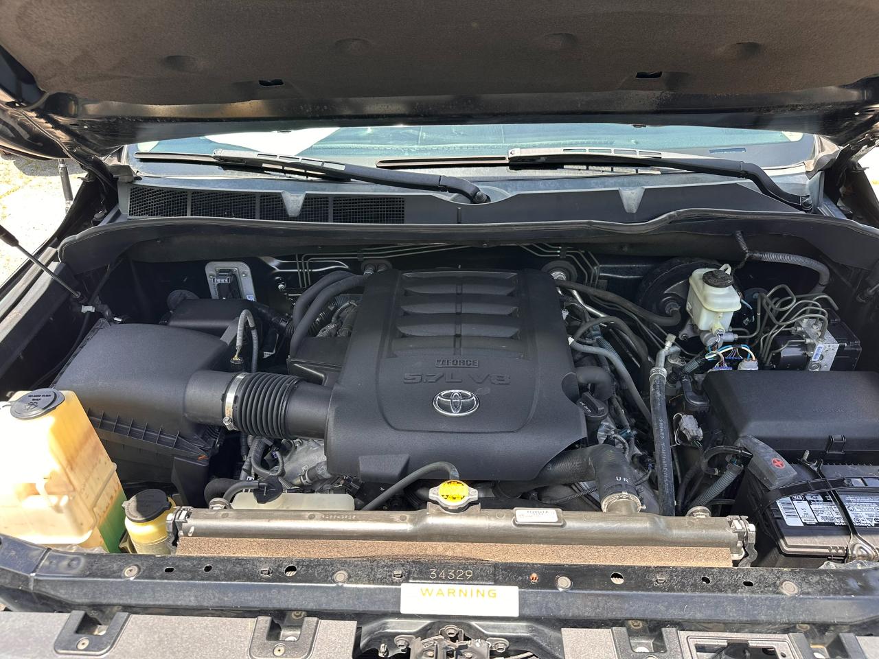 Toyota Tundra SR5 5.7L V8 Double Cab 4WD 2014