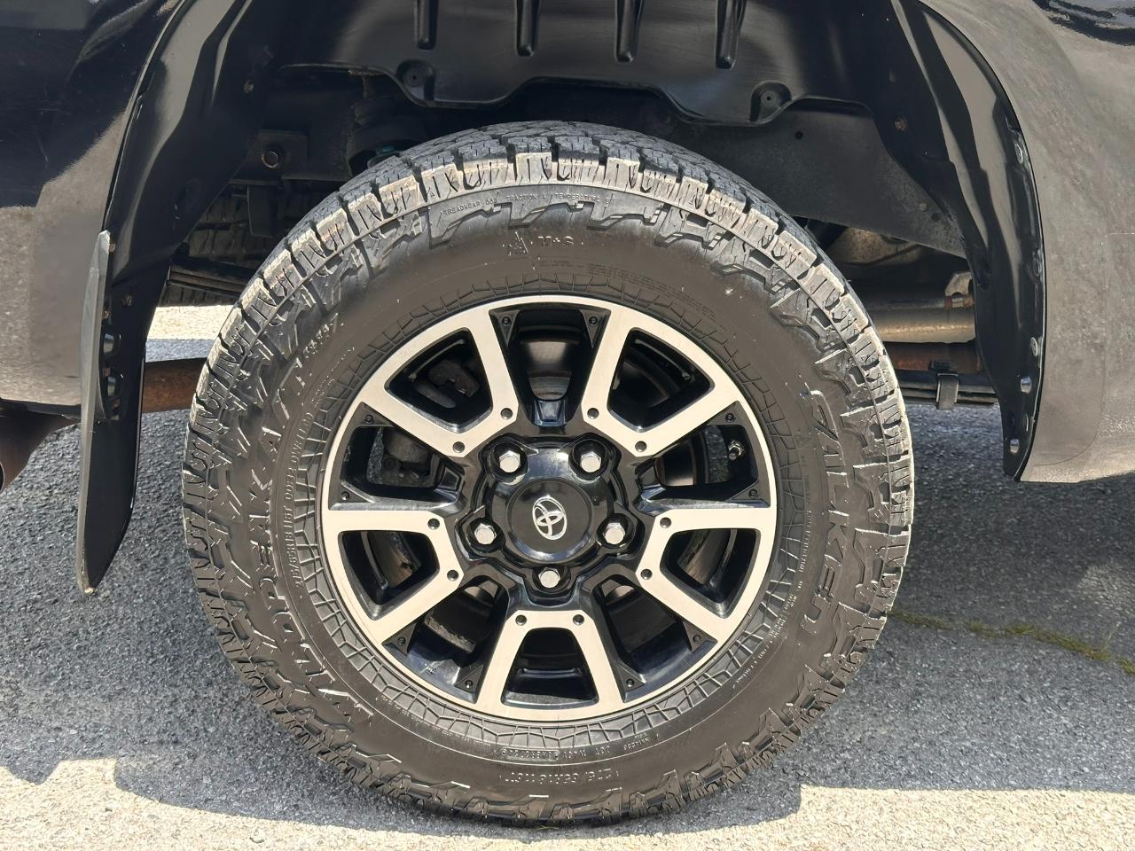 Toyota Tundra SR5 5.7L V8 Double Cab 4WD 2014