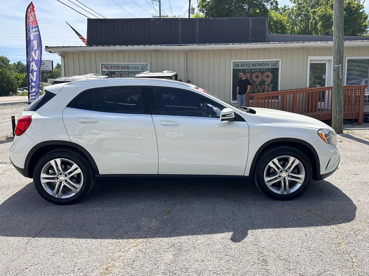 Mercedes-Benz GLA-Class GLA250 4MATIC 2015