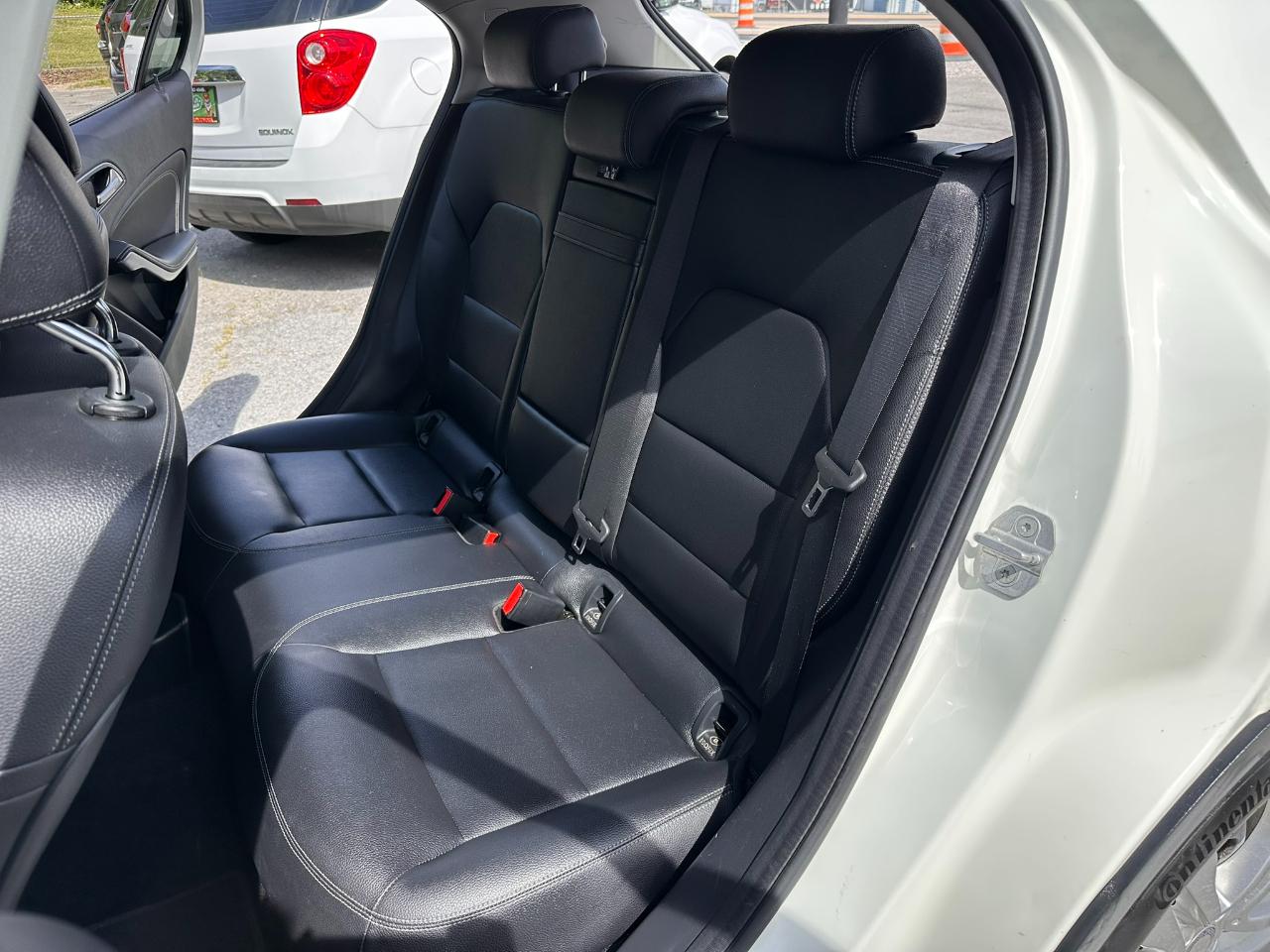 Mercedes-Benz GLA-Class GLA250 4MATIC 2015