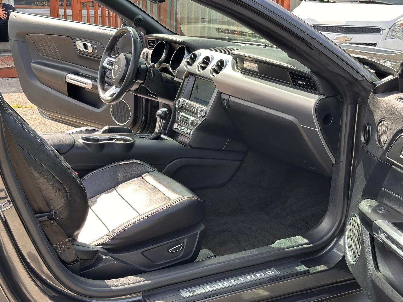 Ford Mustang EcoBoost Premium Convertible 2018
