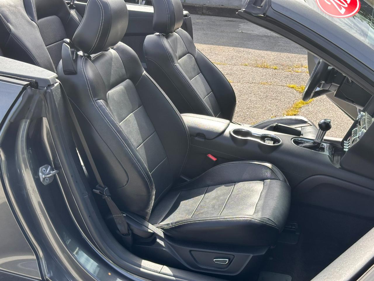 Ford Mustang EcoBoost Premium Convertible 2018