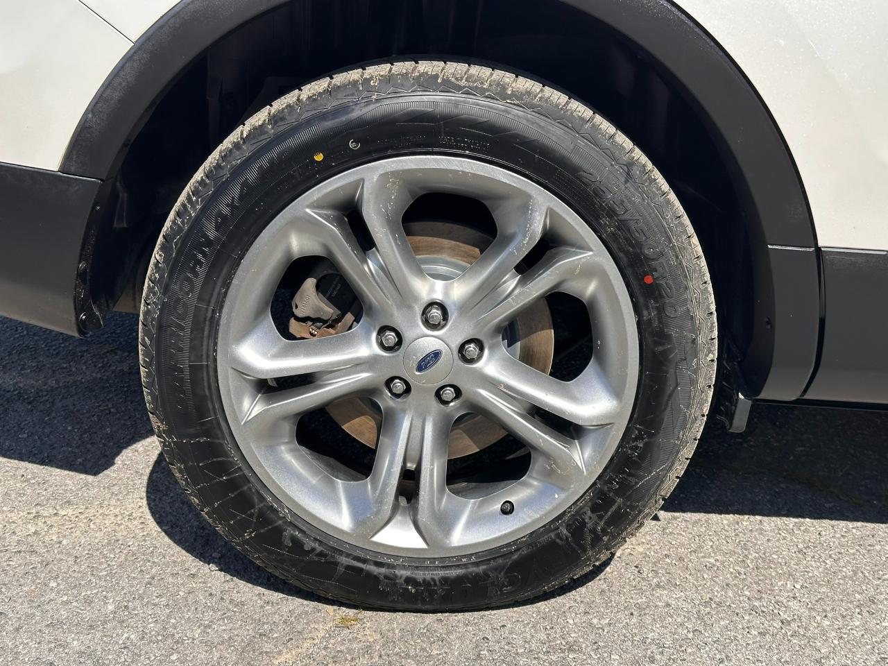 Ford Explorer Limited 4WD 2015