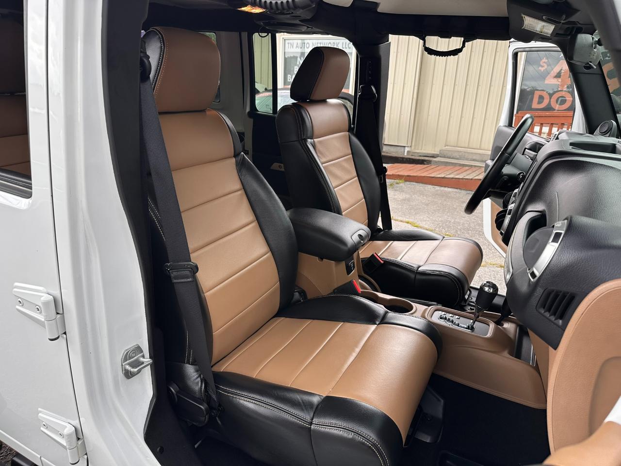 Jeep Wrangler Unlimited Rubicon 4WD 2012