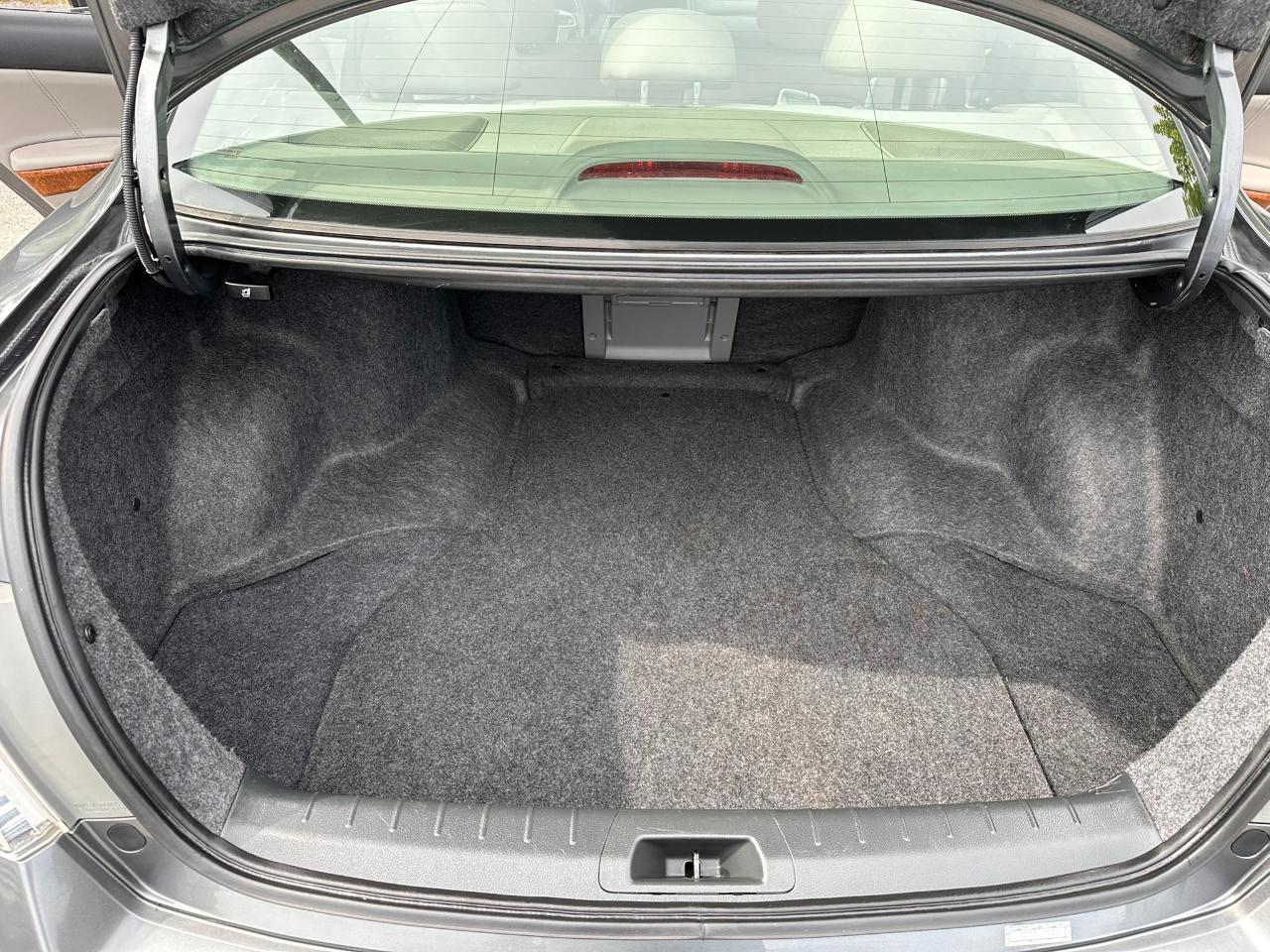 Honda Accord EX-L V6 Sedan AT 2012