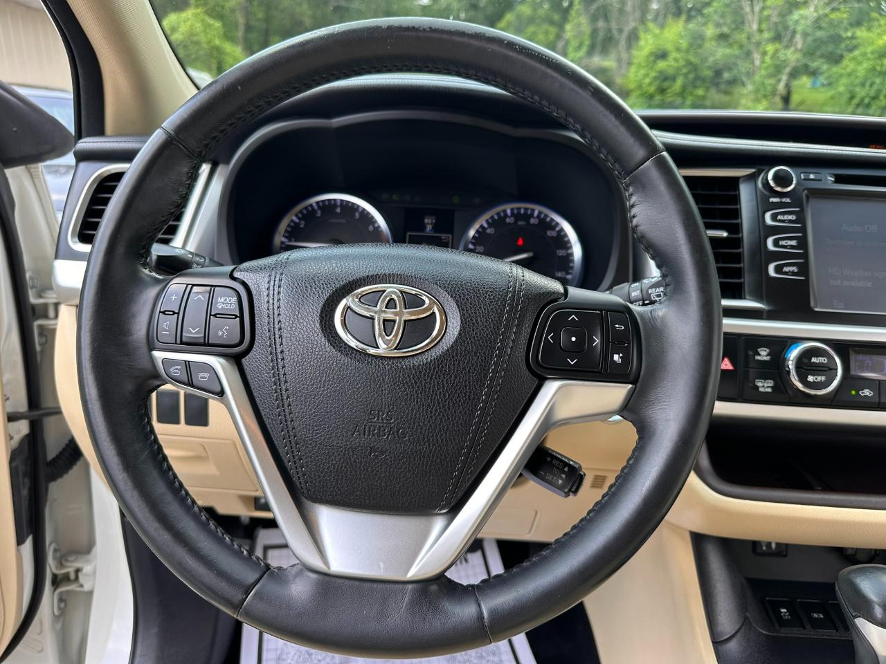 Toyota Highlander XLE FWD V6 2015