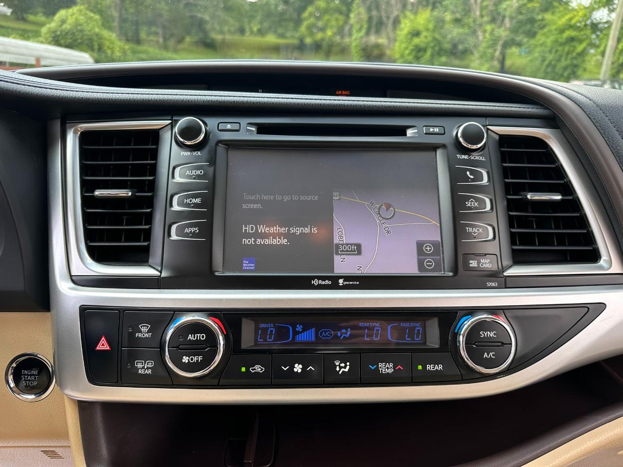 Toyota Highlander XLE FWD V6 2015