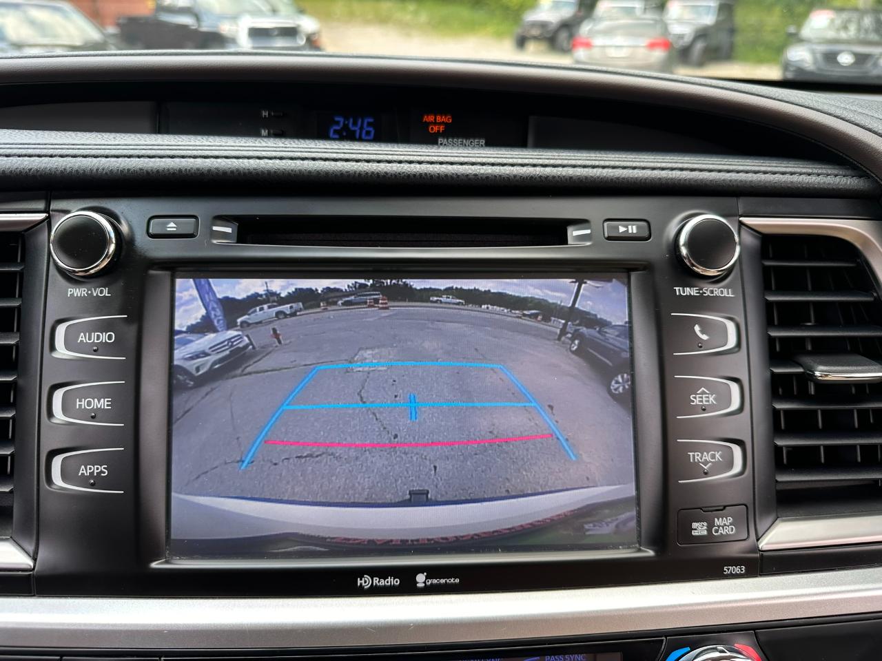 Toyota Highlander XLE FWD V6 2015