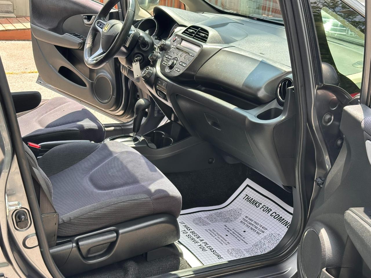 Honda Fit Sport 5-Speed AT 2012