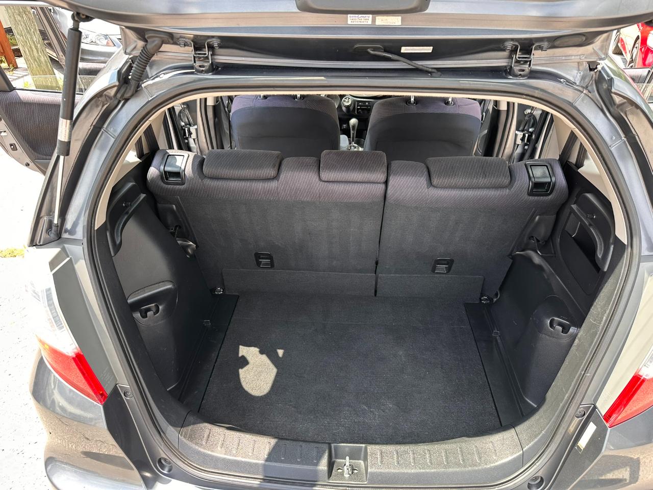 Honda Fit Sport 5-Speed AT 2012