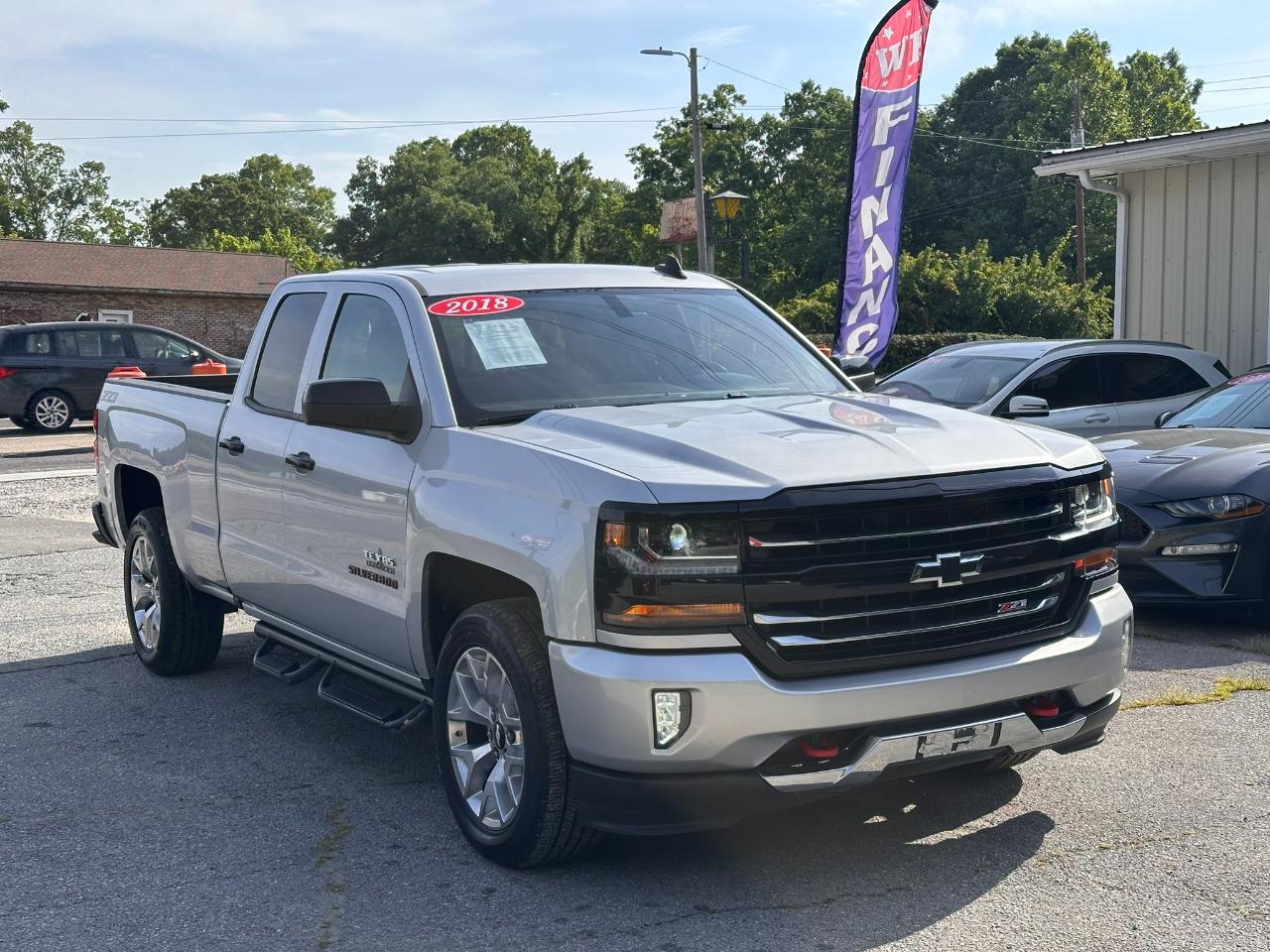 Chevrolet Silverado 1500 LT Double Cab 4WD 2018