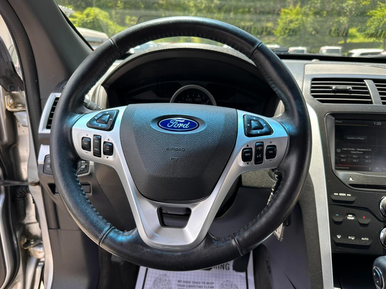Ford Explorer XLT 4WD 2015