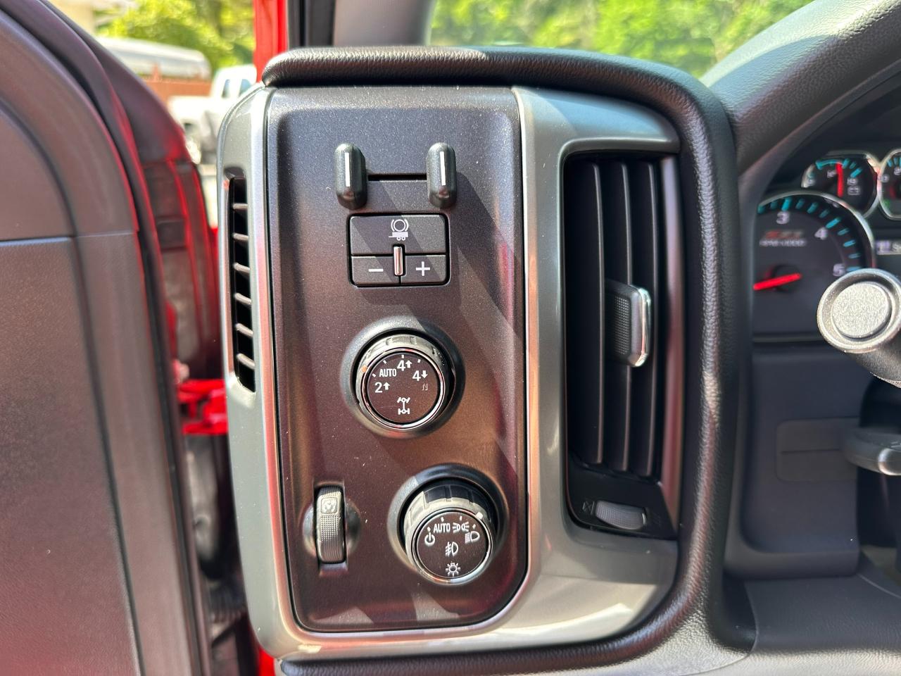 Chevrolet Silverado 1500 LT Crew Cab Long Box 4WD 2016