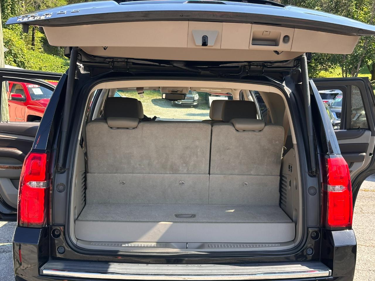 Chevrolet Tahoe LTZ 4WD 2015