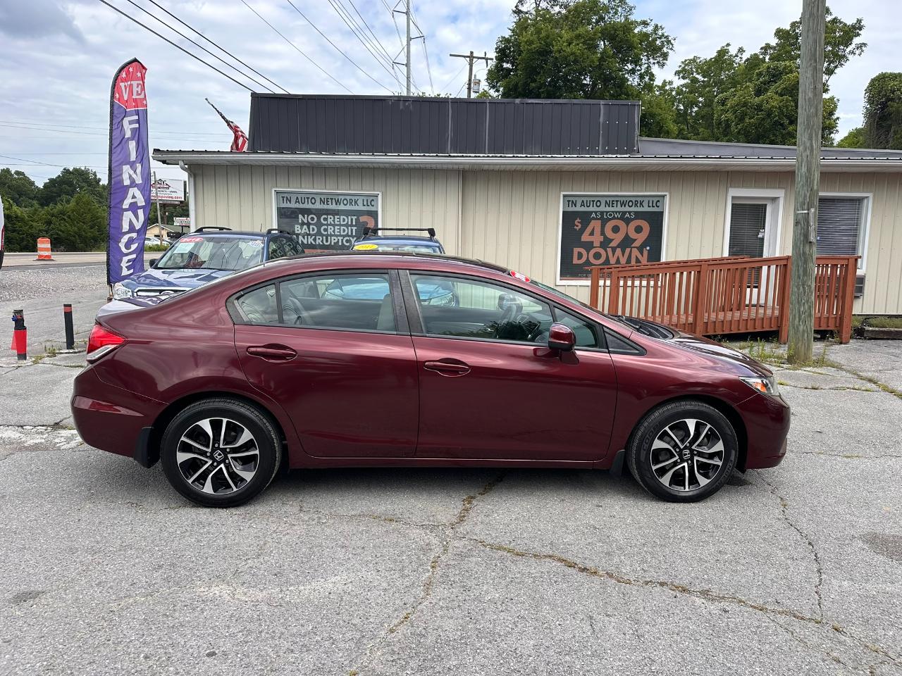 Honda Civic EX Sedan 5-Speed AT 2013