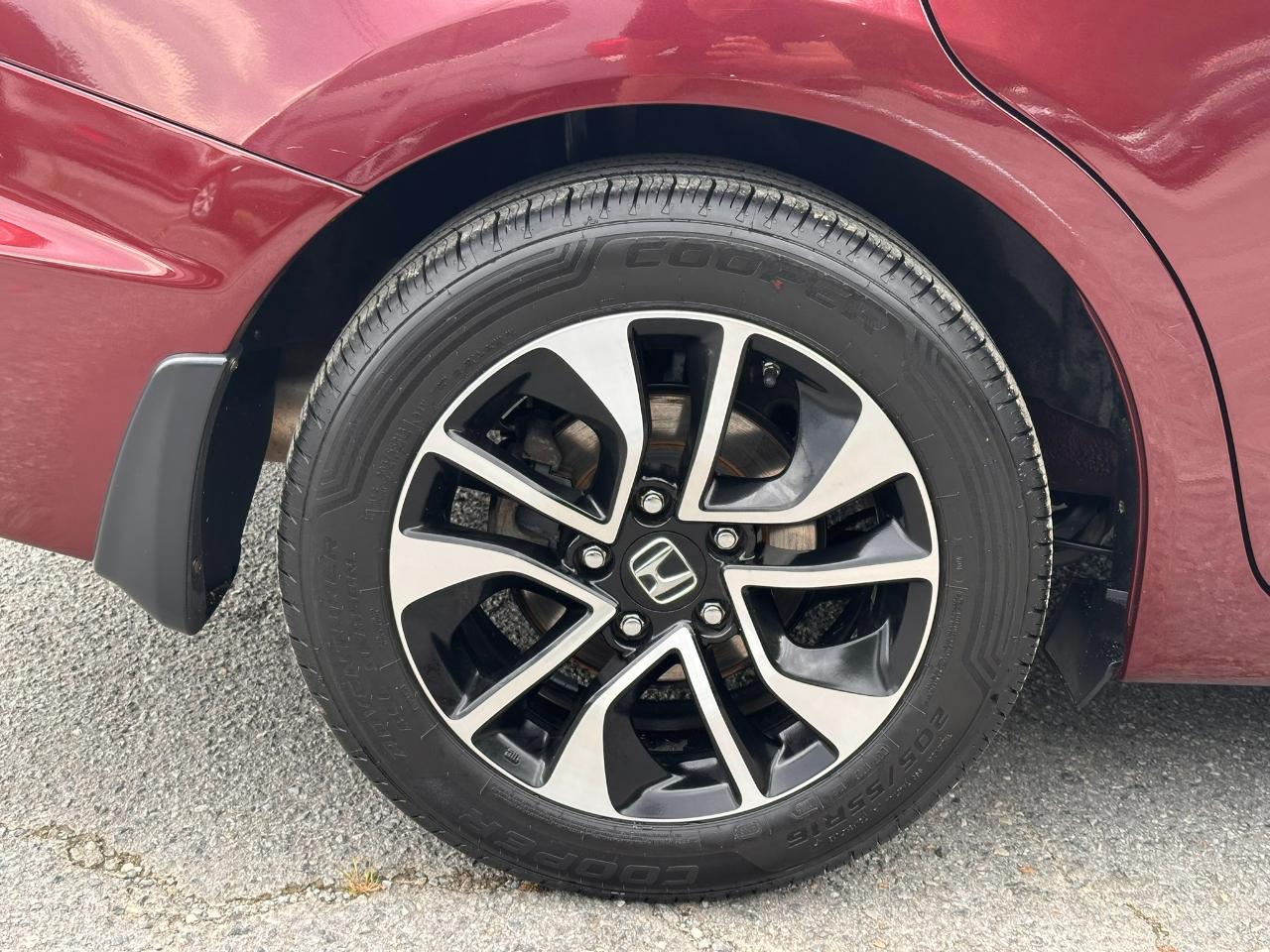 Honda Civic EX Sedan 5-Speed AT 2013