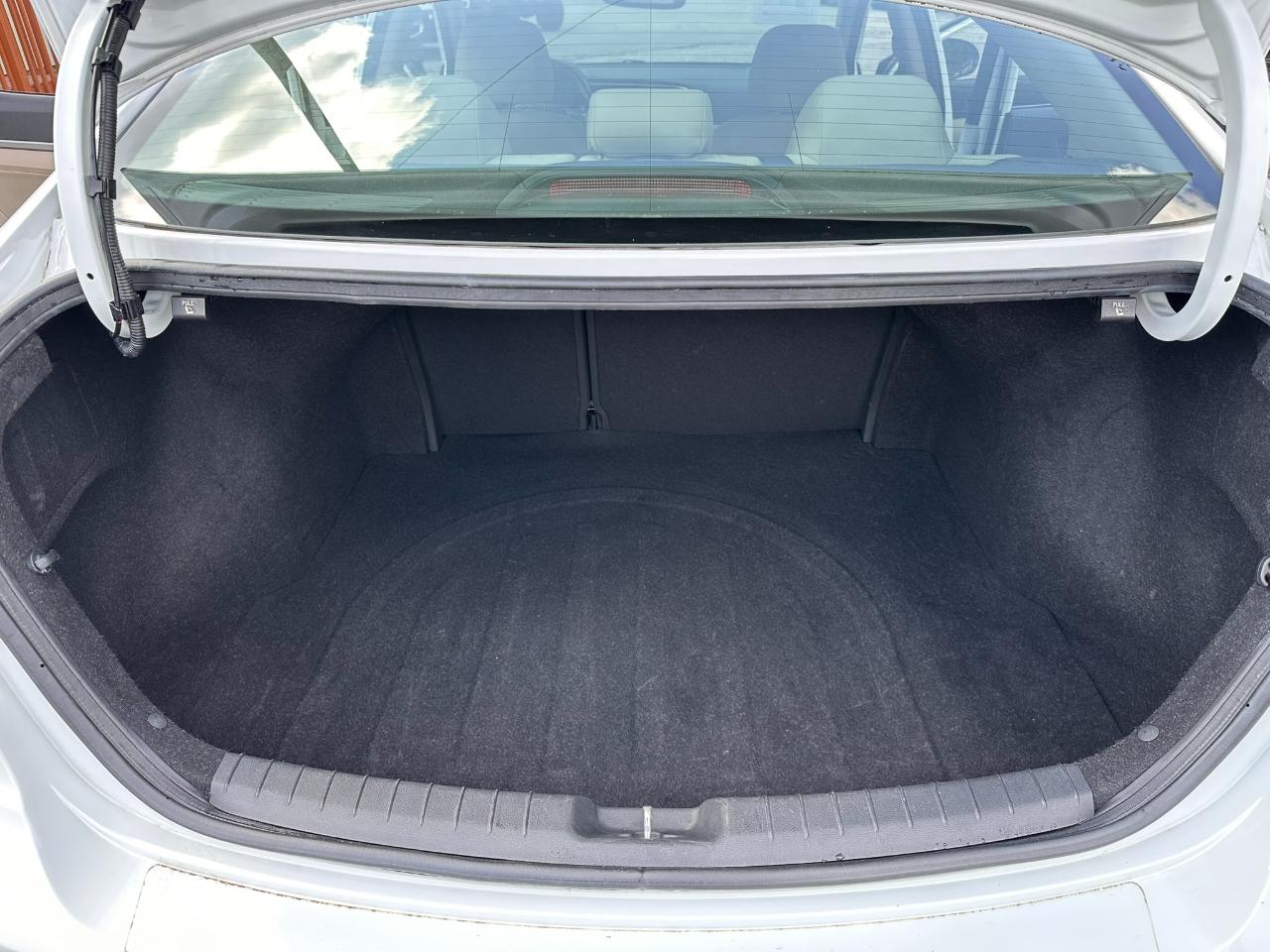 Hyundai Elantra Limited 2018