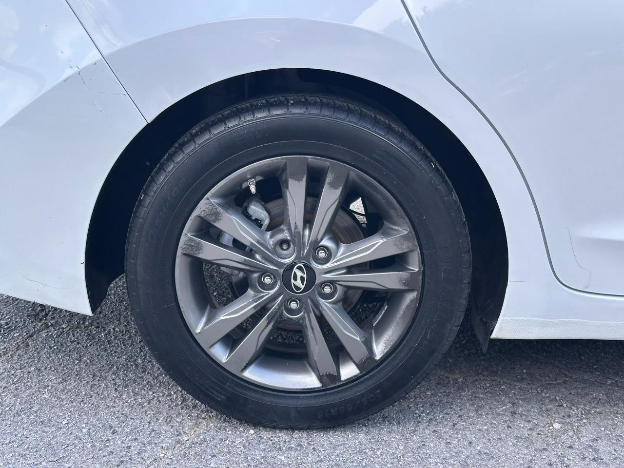 Hyundai Elantra Limited 2018