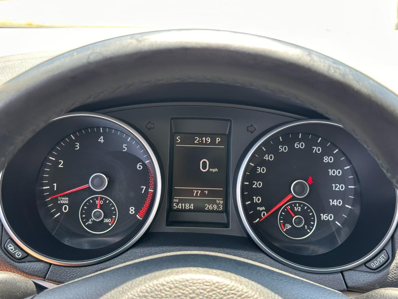 Volkswagen Golf 2.5L Conv & Sunroof 4 Door PZEV 2014