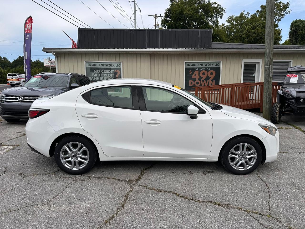 Toyota Yaris iA 6A 2017