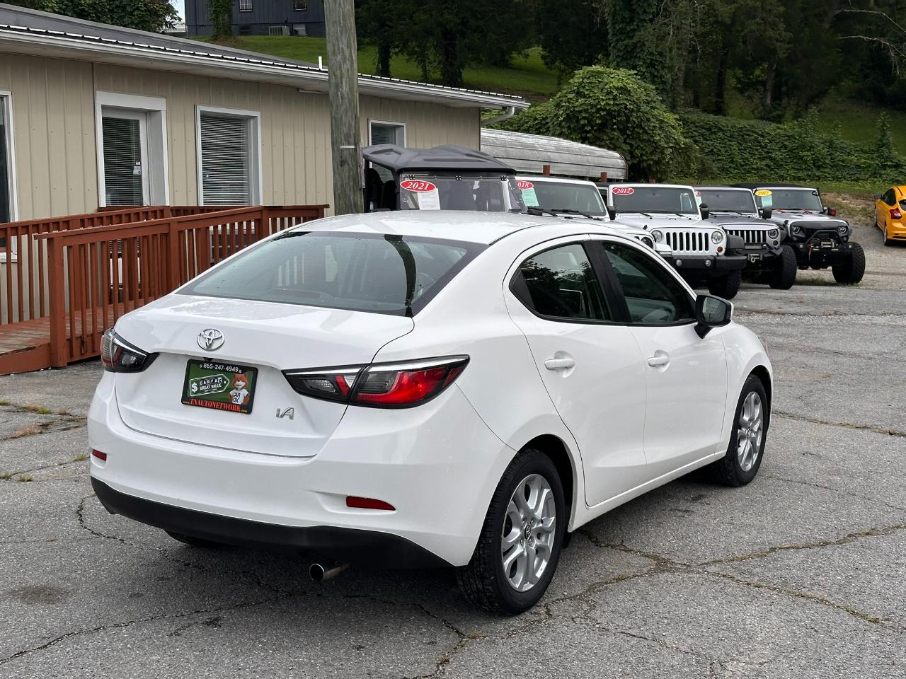 Toyota Yaris iA 6A 2017