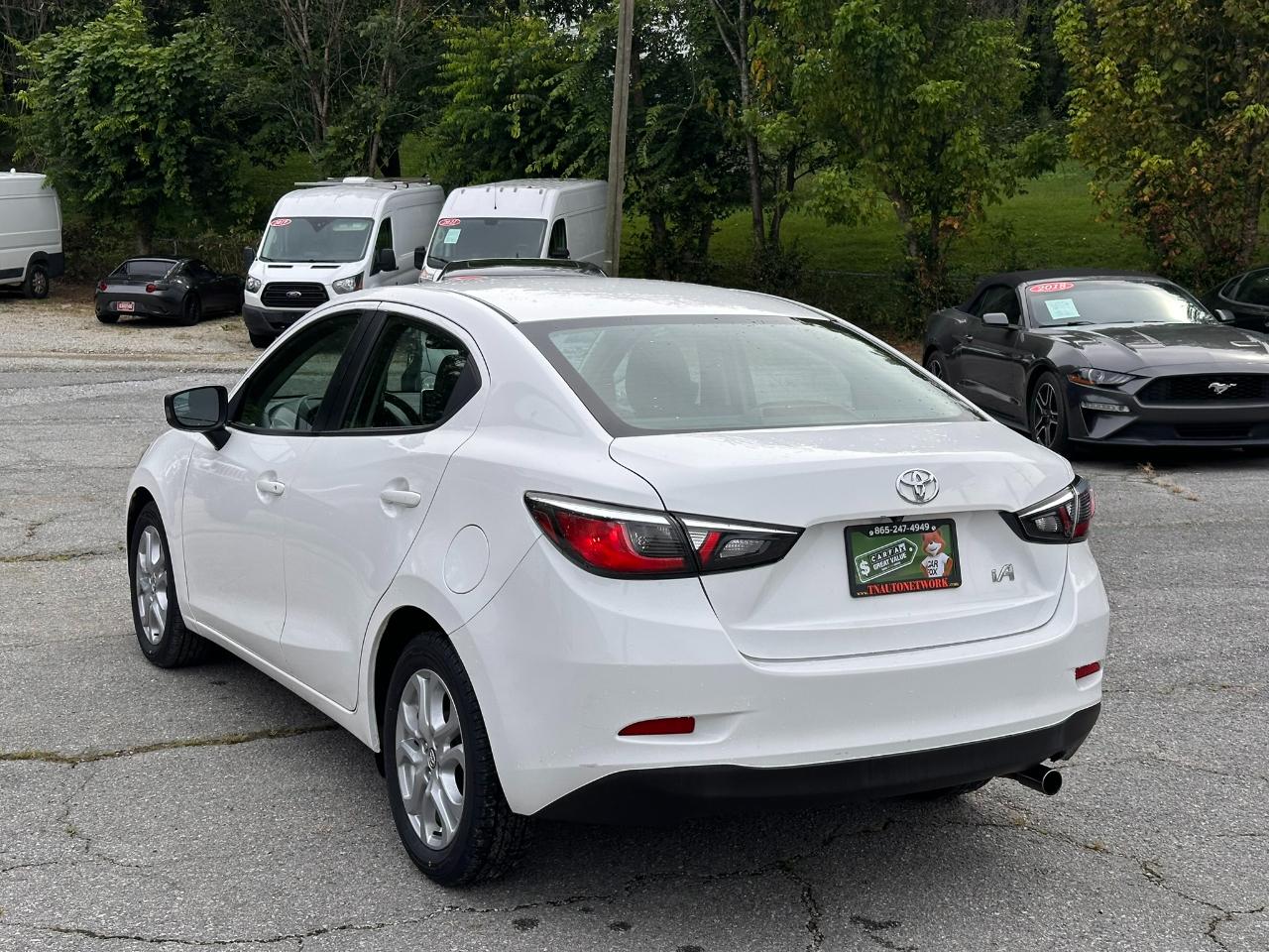 Toyota Yaris iA 6A 2017