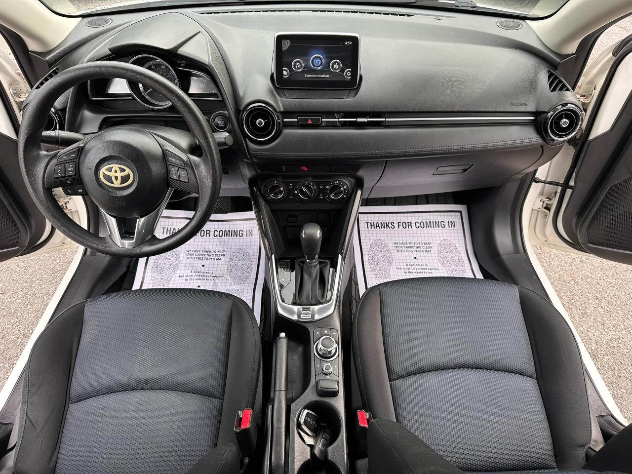 Toyota Yaris iA 6A 2017