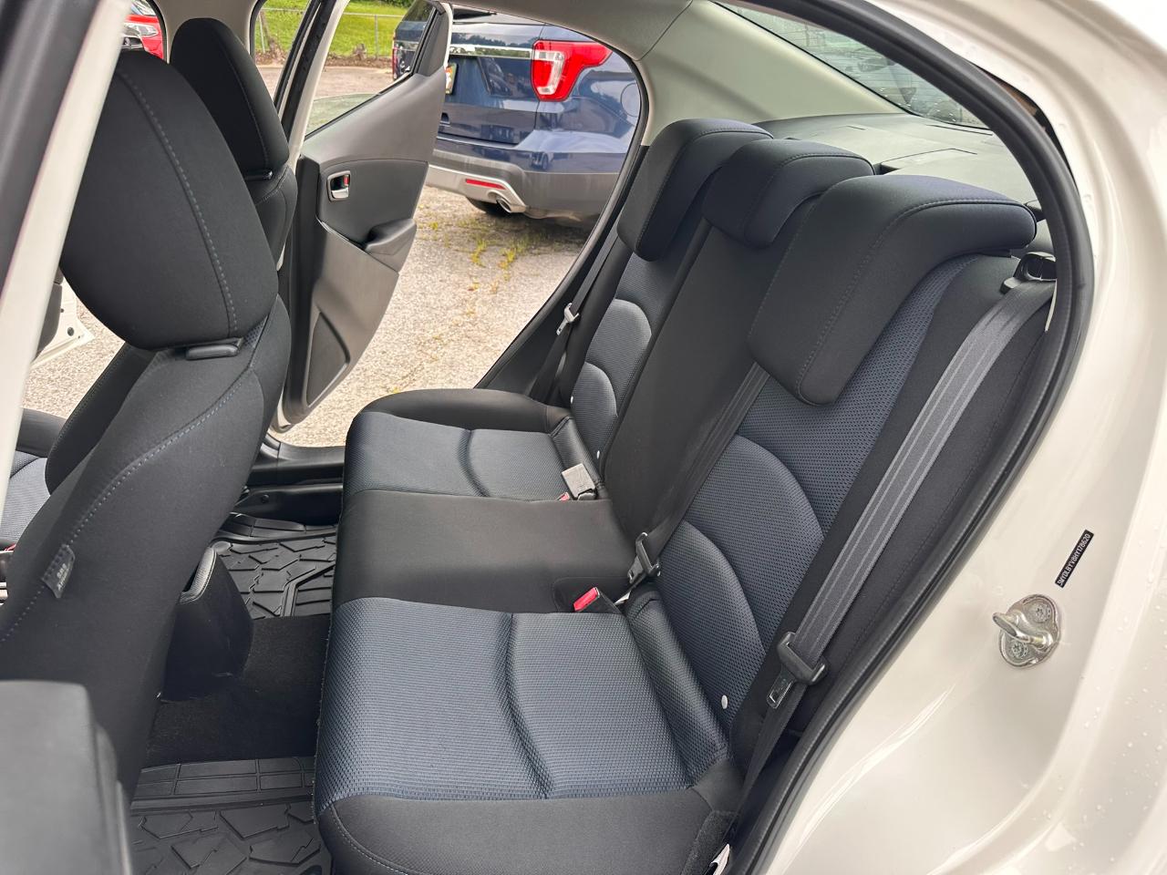 Toyota Yaris iA 6A 2017
