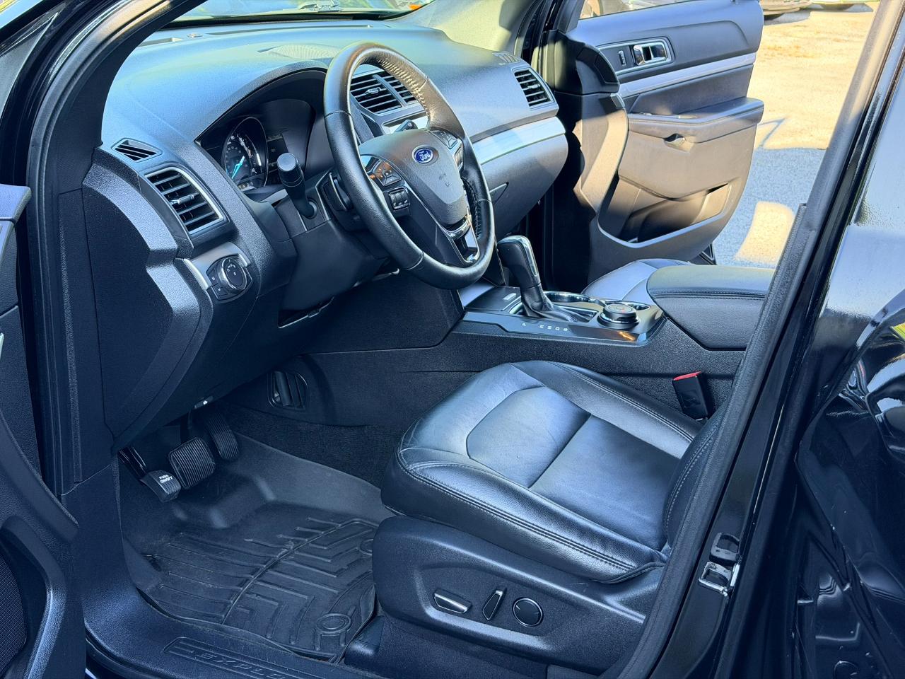 Ford Explorer XLT 4WD 2016