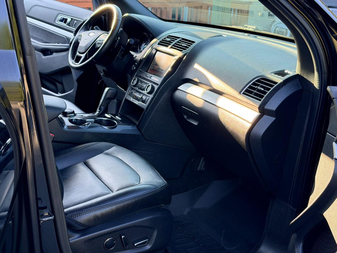 Ford Explorer XLT 4WD 2016