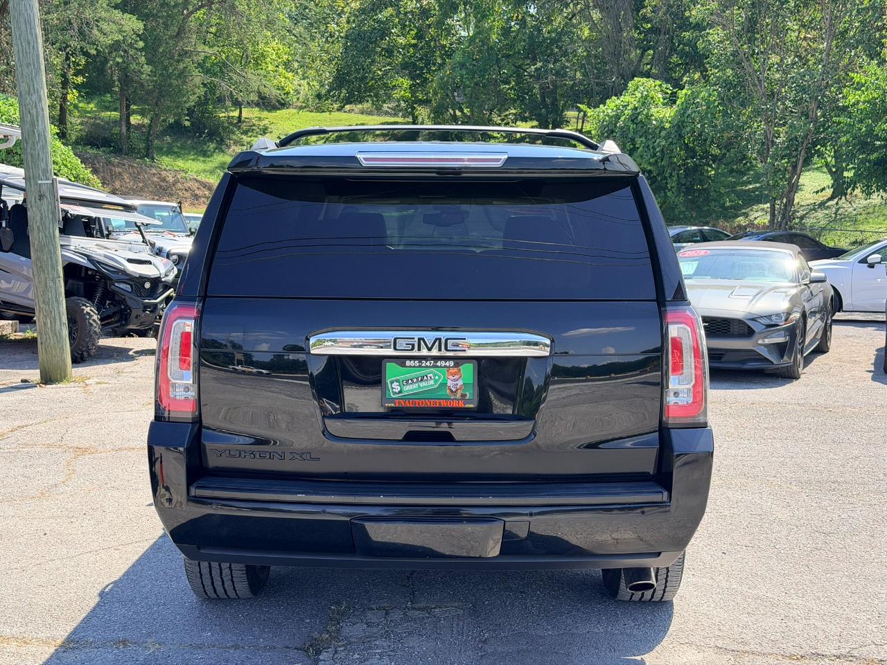 GMC Yukon XL Denali 4WD 2016