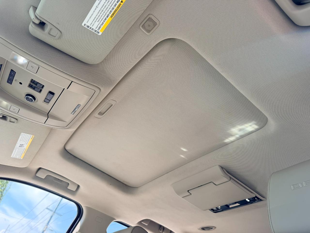 GMC Yukon XL Denali 4WD 2016