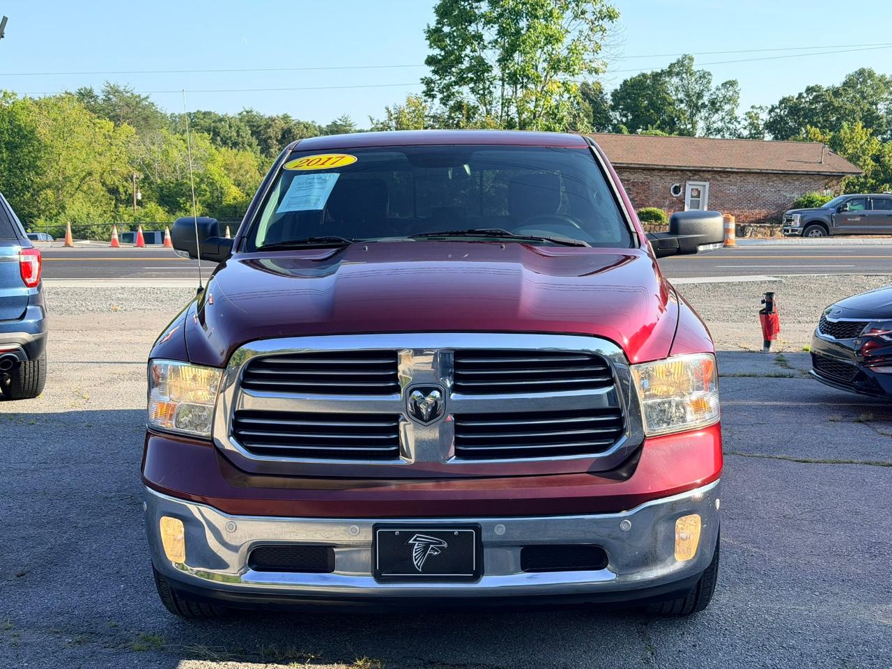 RAM 1500 SLT Crew Cab SWB 2WD 2017