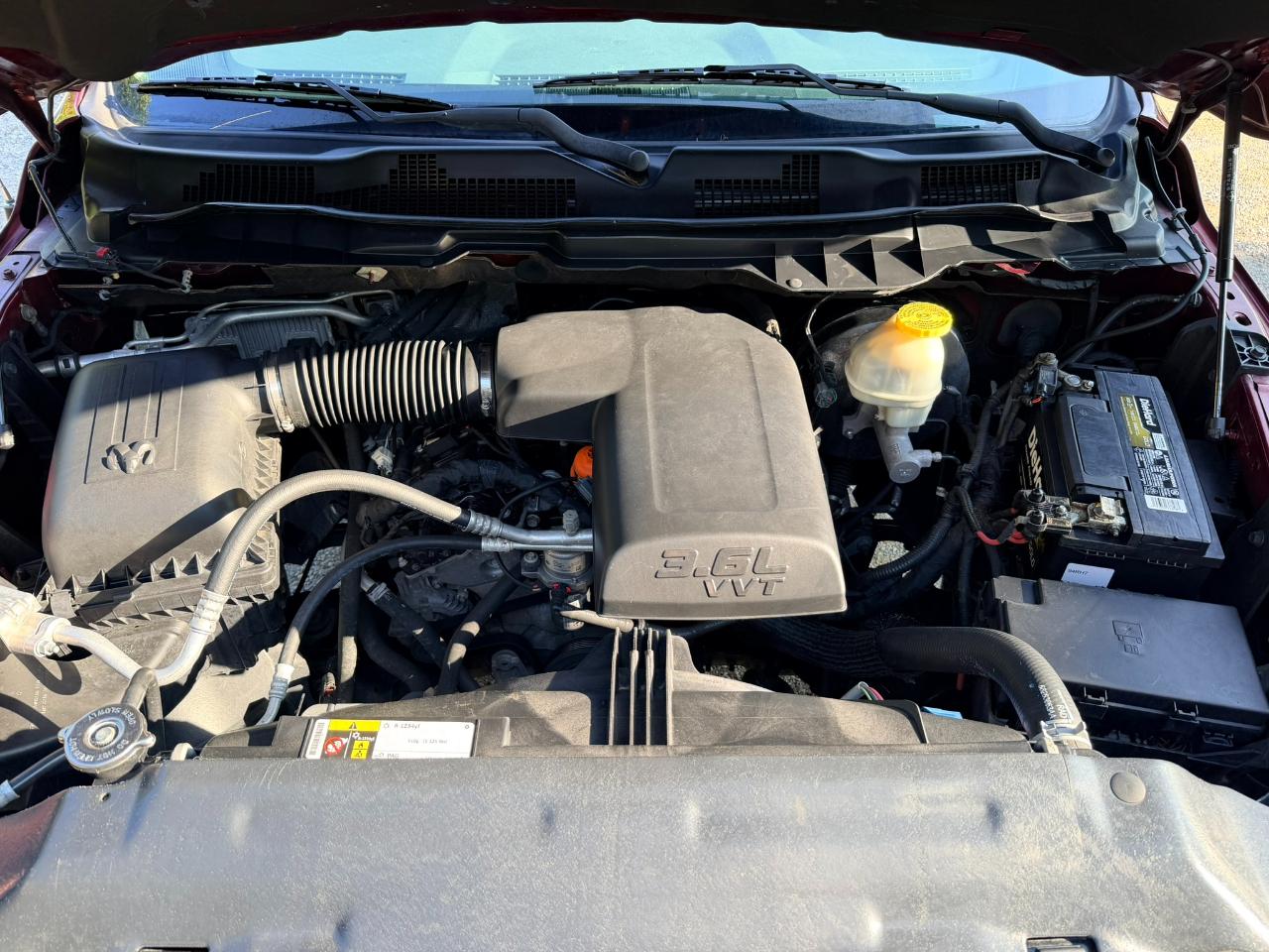 RAM 1500 SLT Crew Cab SWB 2WD 2017