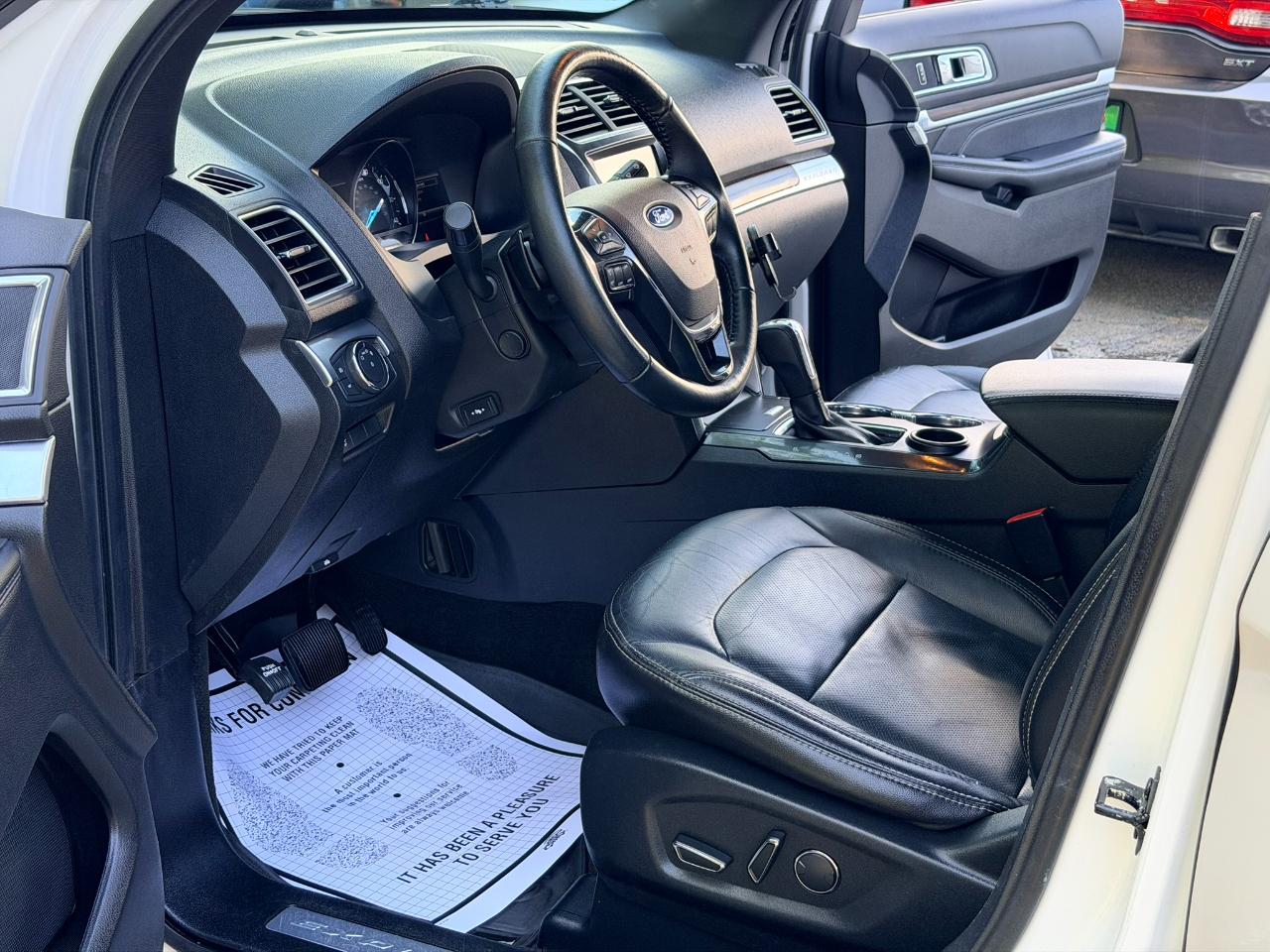 Ford Explorer Limited FWD 2017