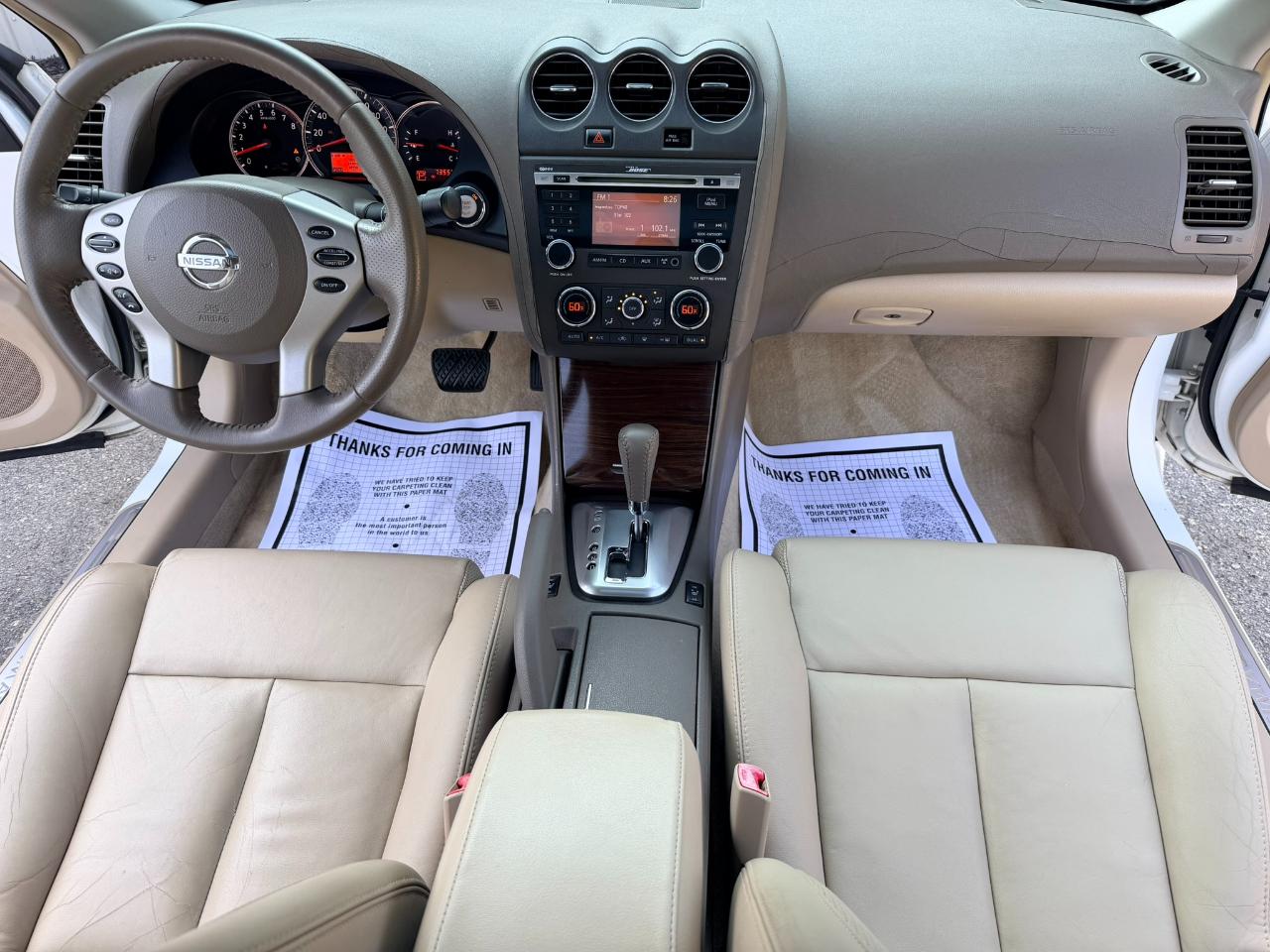 Nissan Altima 2.5 S 6M/T Coupe 2011