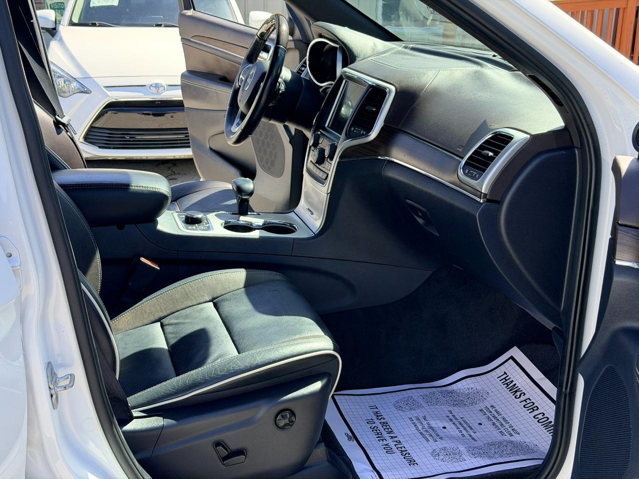 Jeep Grand Cherokee Overland 4WD 2014