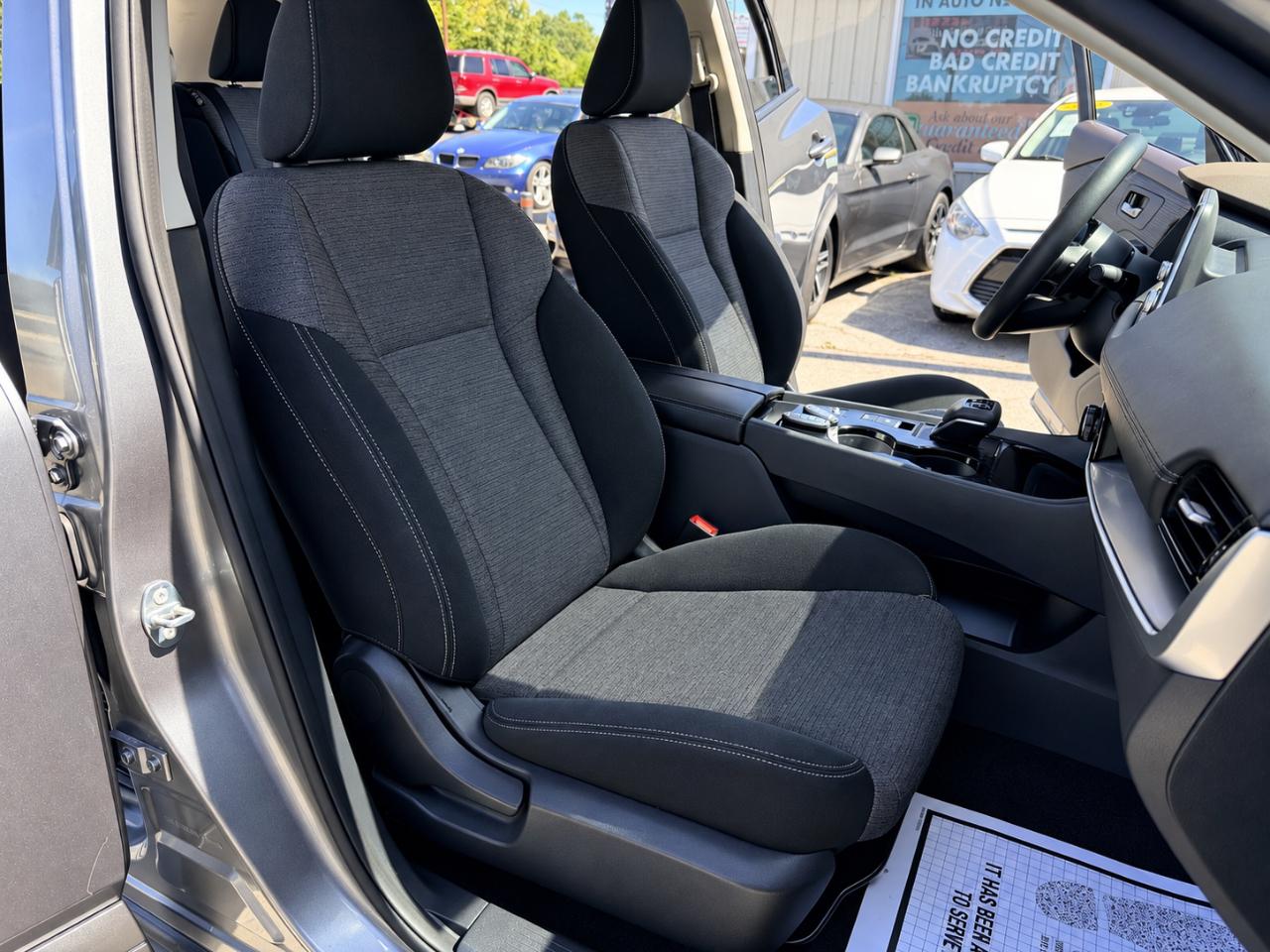 Nissan Rogue SV 2021