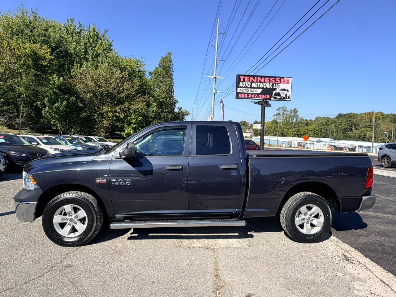 RAM 1500 Tradesman Quad Cab 4WD 2016