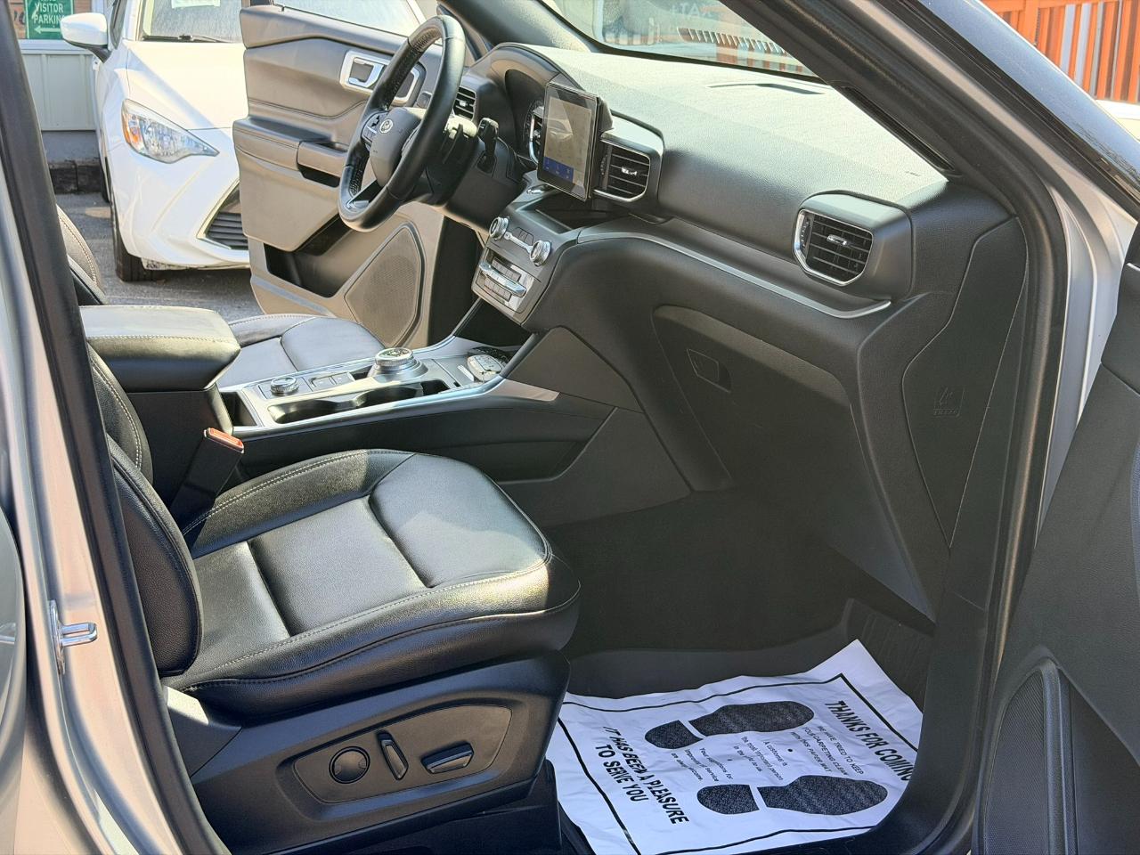 Ford Explorer XLT AWD 2020
