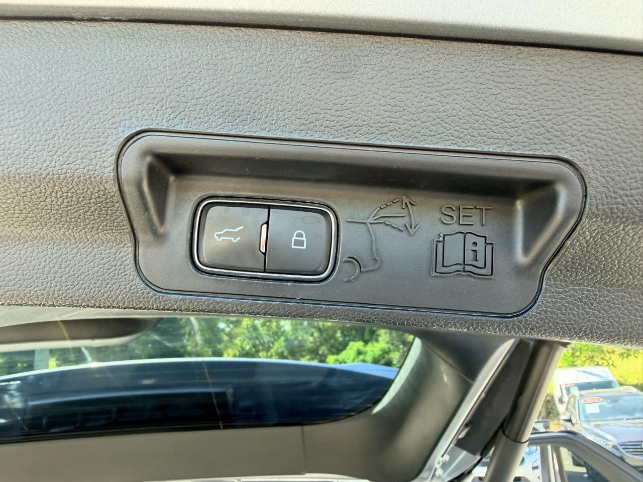 Ford Explorer XLT AWD 2020