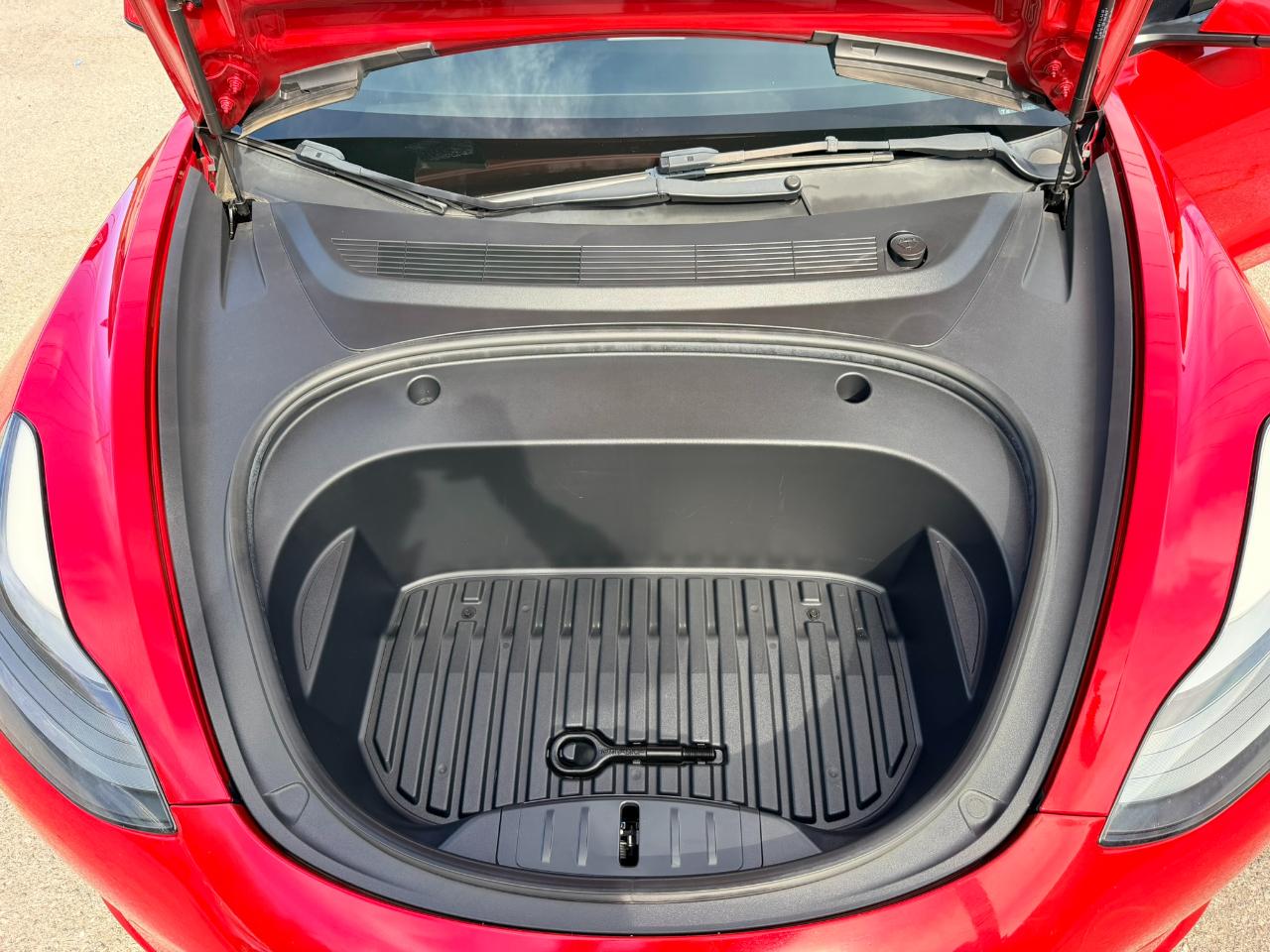 Tesla Model 3 Standard Range Plus 2022