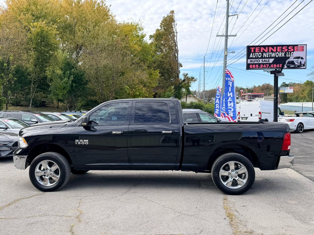 RAM 1500 SLT Crew Cab LWB 4WD 2017